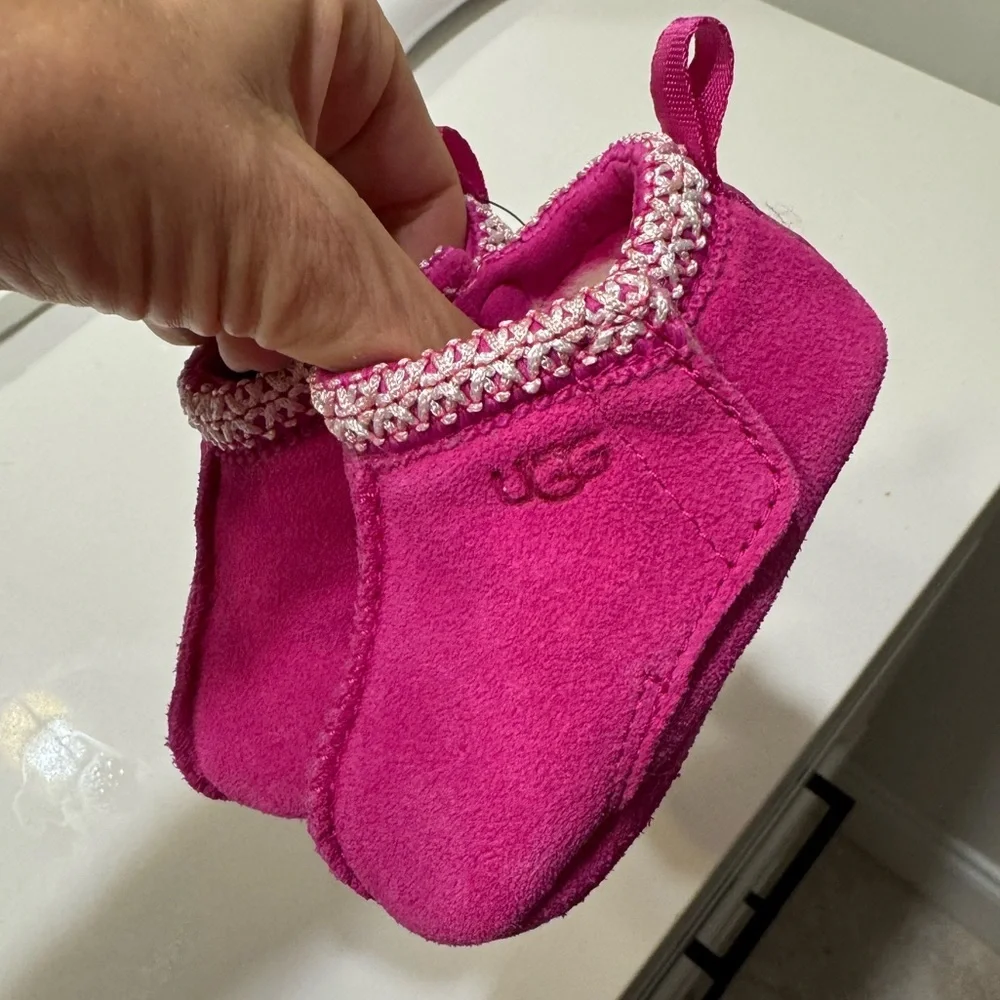 Ugg Hot Pink Tasman Baby Booties.